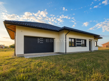 Dom Sprzedaż Trzciana